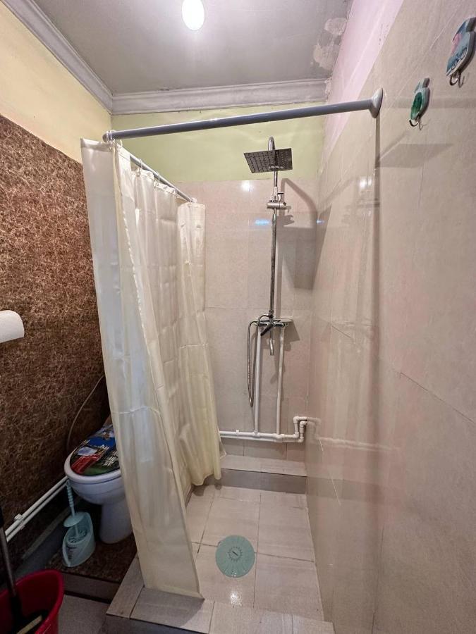 Vahe'S Family Guests House Apartment Yerevan Exterior photo